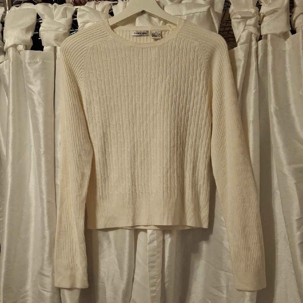 Energie  Cream Cable Knit Sweater XL 💜💜💜💜